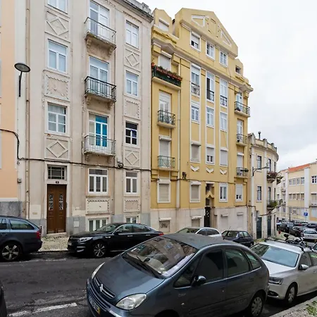 Lägenhet Old Style Fully Renewed And Spacious 3-bed