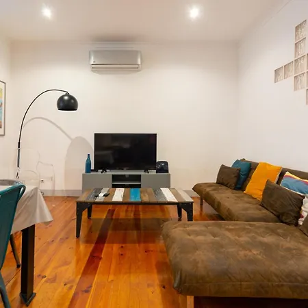 Old Style Fully Renewed And Spacious 3-bed Διαμέρισμα Lisboa