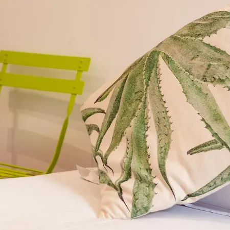 Old Style Fully Renewed And Spacious 3-bed Lägenhet Lisboa