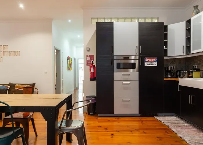 Old Style Fully Renewed And Spacious 3-bed Διαμέρισμα *