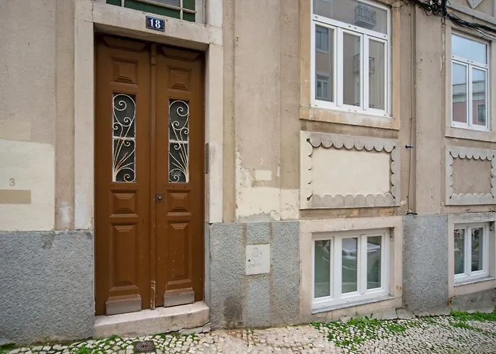 Διαμέρισμα Old Style Fully Renewed And Spacious 3-bed *