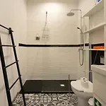 Old Style Fully Renewed And Spacious 3-bed アパート リスボン